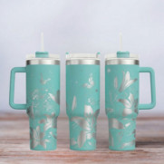 Tumbler mit Gravur - Motiv Lilly flower - Lilien - türkis