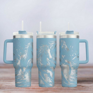 Tumbler mit Gravur - Motiv Wild Horses - hellblau