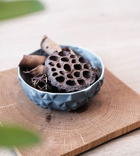 Shed a light on delicious dishes with ceiling lamps