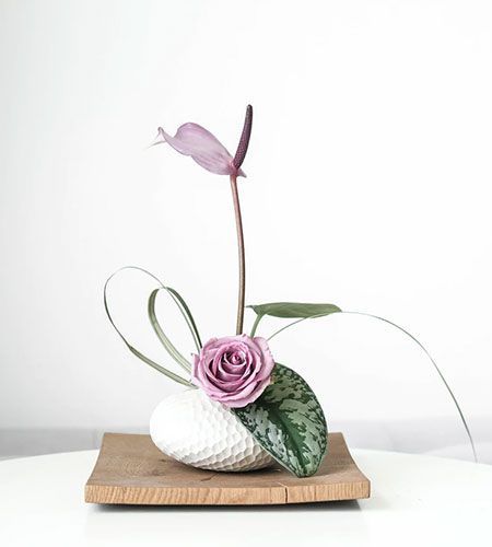 Grill and barbecue for an outdoor kitchen corner